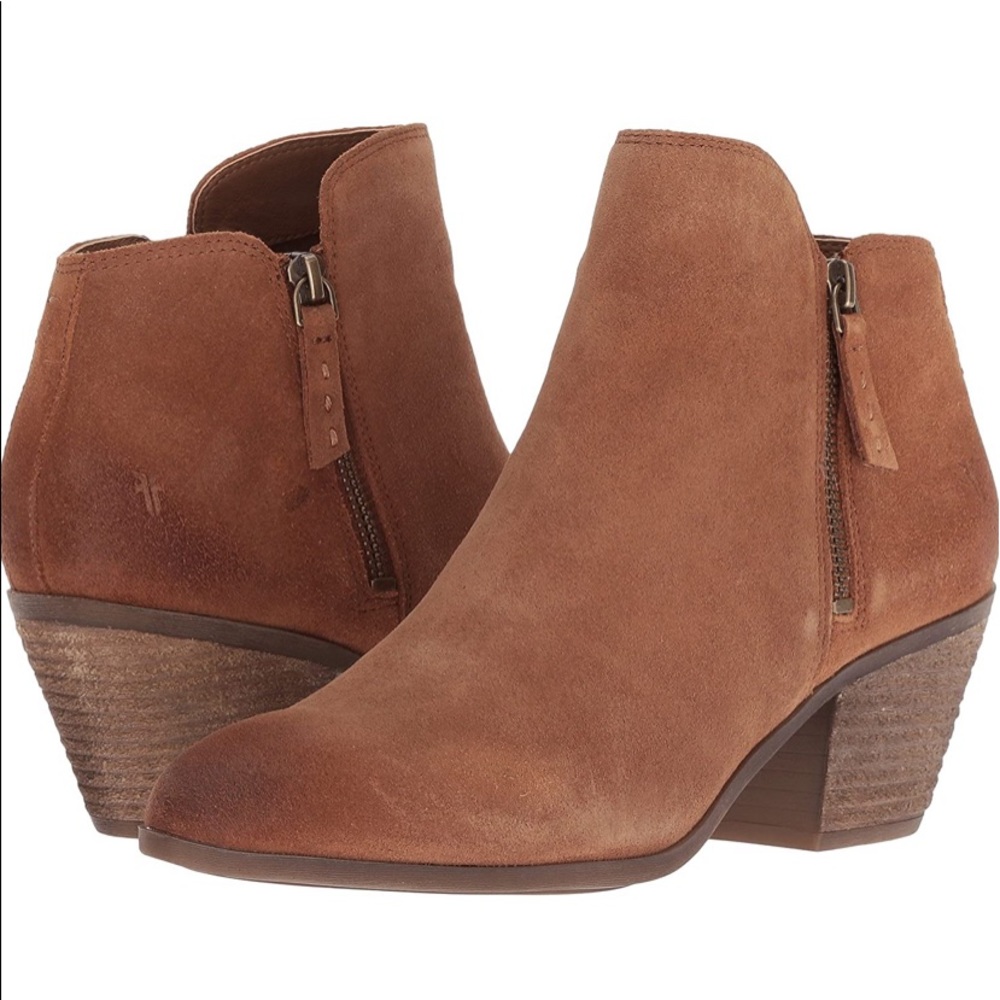 Frye Judy Zip Bootie NWT in Box